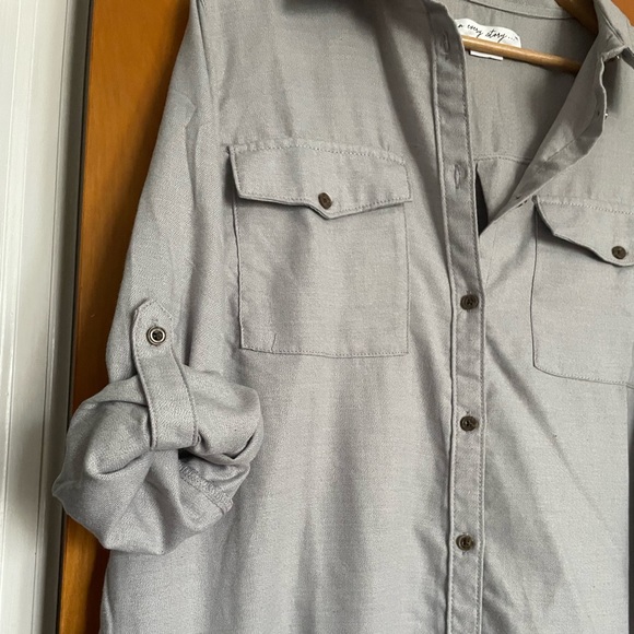 Penningtons Button Up - Picture 3 of 4
